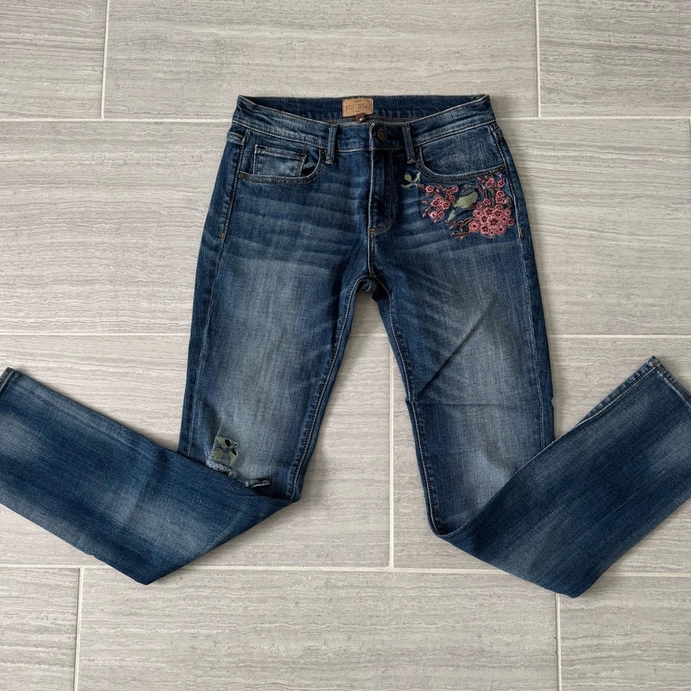 DRIFTWOOD Distressed Denim Straight Leg Jeans with Floral Embroidery- Size 26